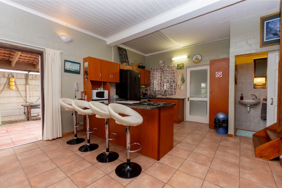 5 Bedroom Property for Sale in Britannia Bay Western Cape